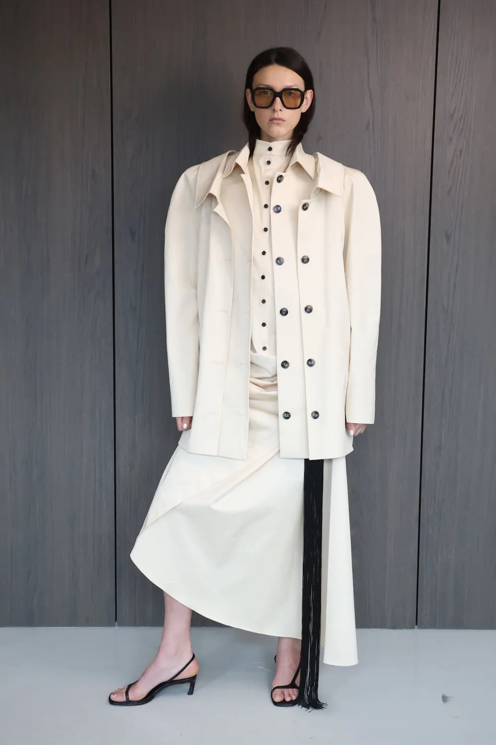 ETLAR Short Trench Coat in Beige