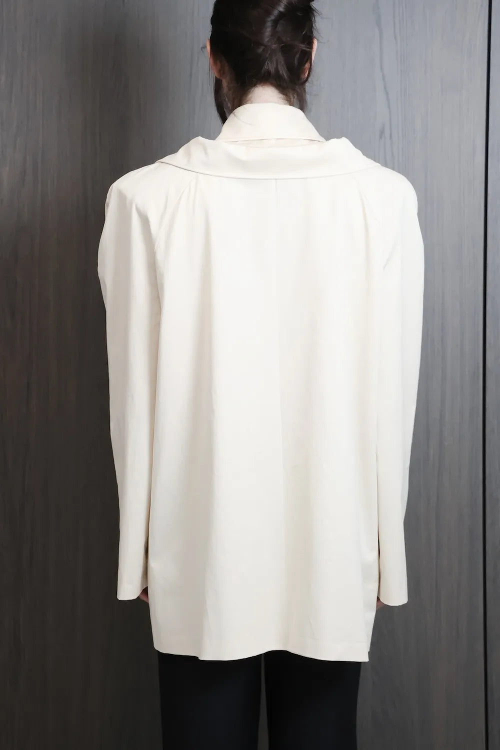 ETLAR Short Trench Coat in Beige