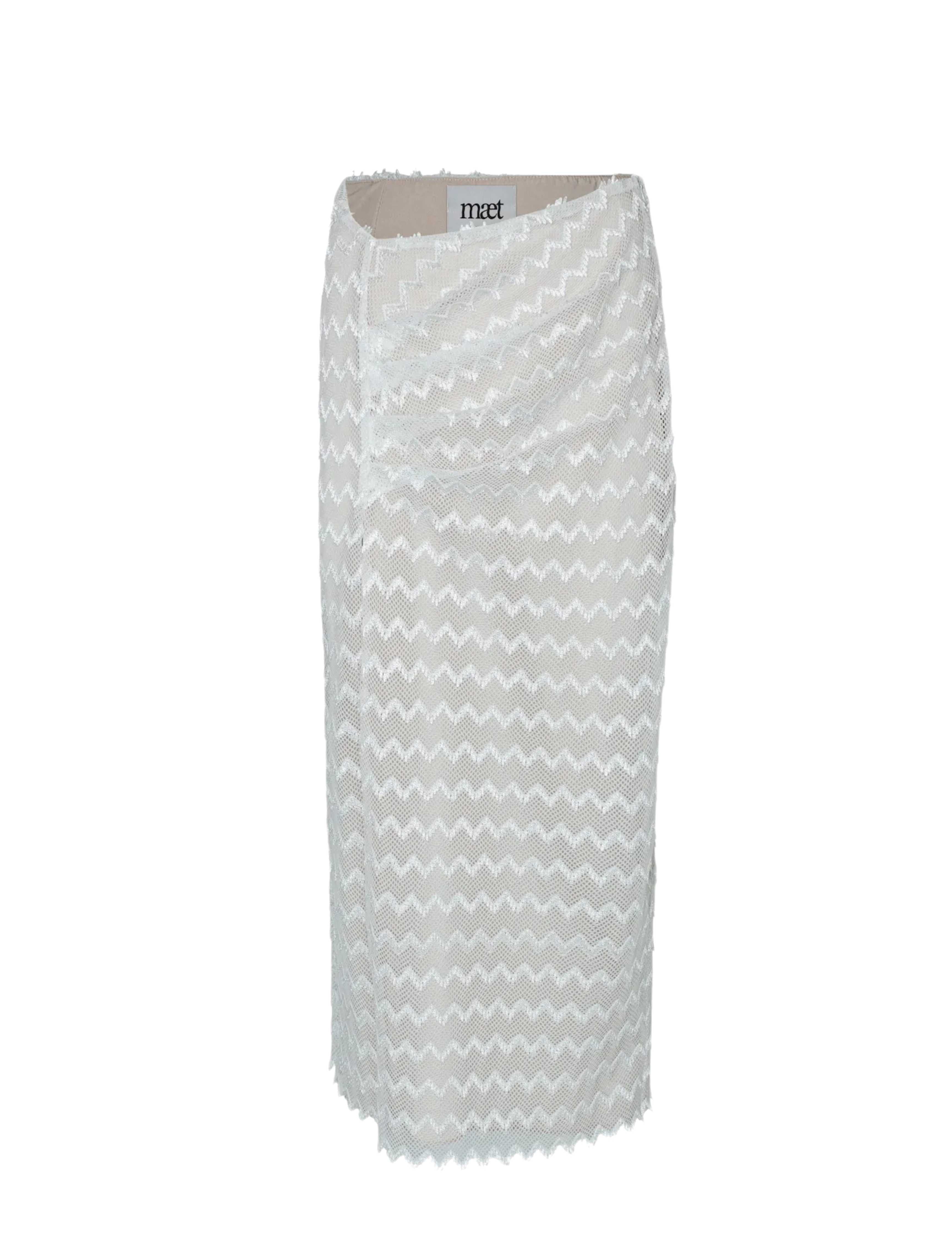 Hebo White Knit Asymmetric Midi Skirt