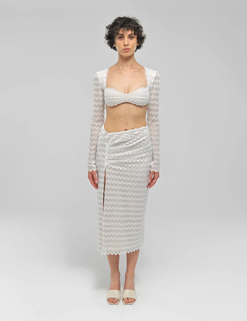 Hebo White Knit Asymmetric Midi Skirt