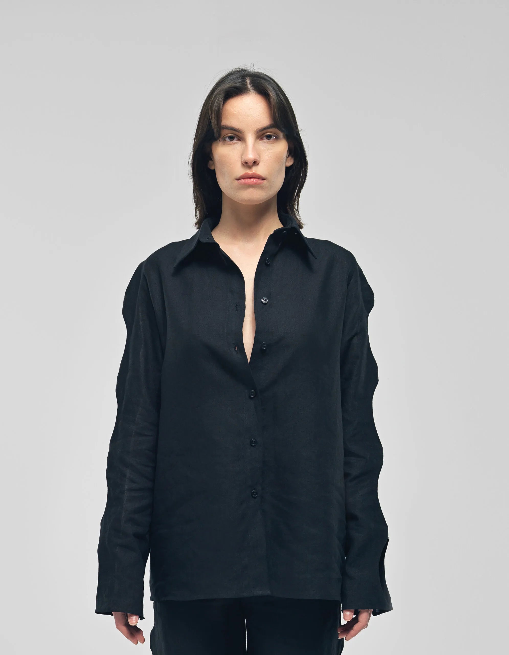 NEREUS Black Cut-Out Linen Shirt