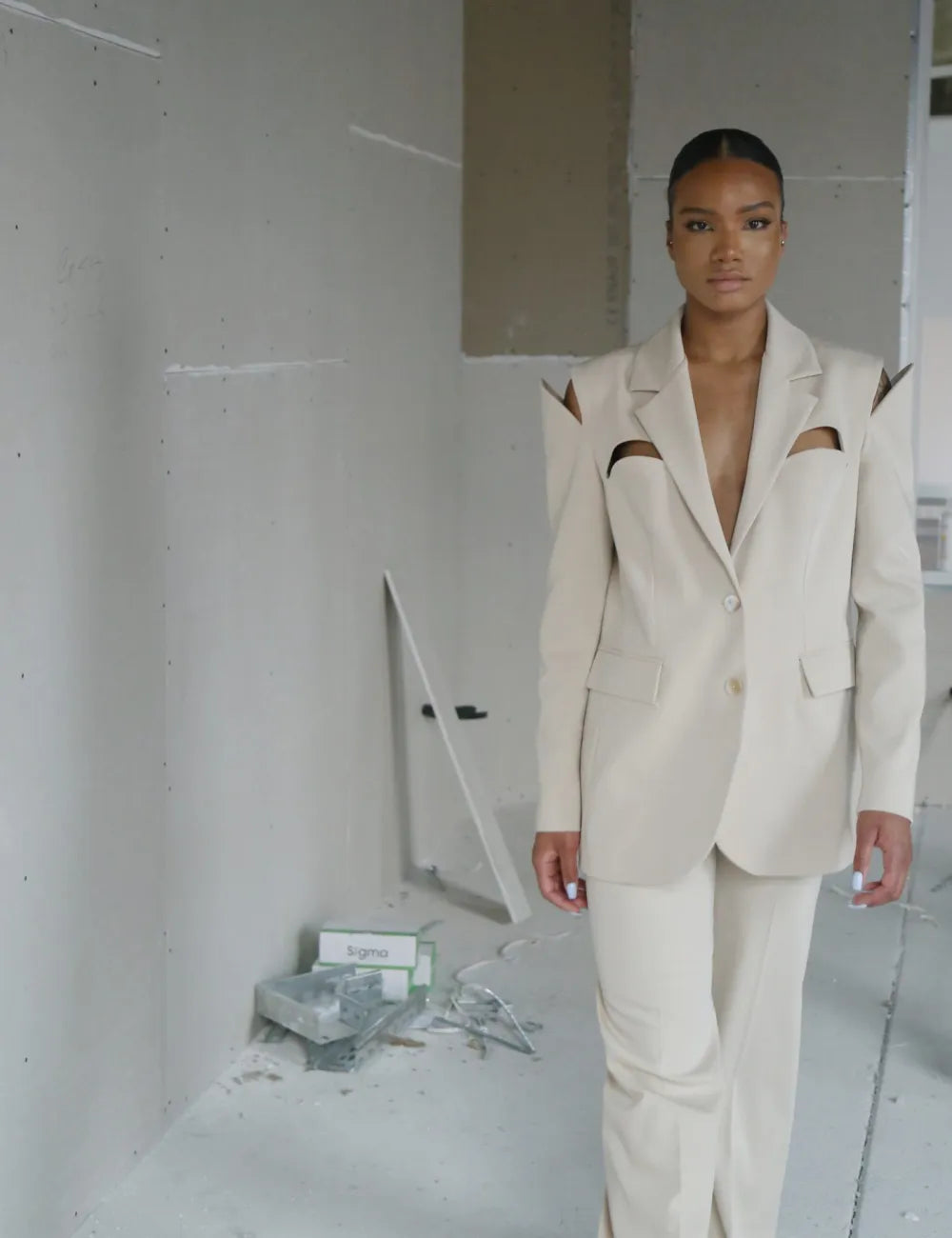 Makeda Cut Out Suite Beige