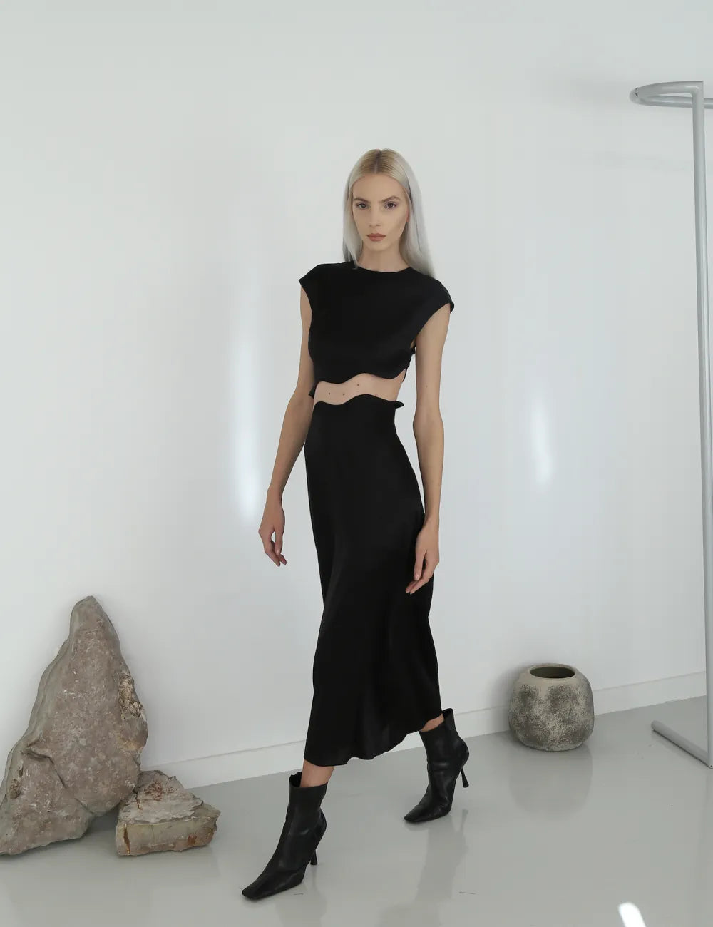 Rhea Black Silk Skirt Set